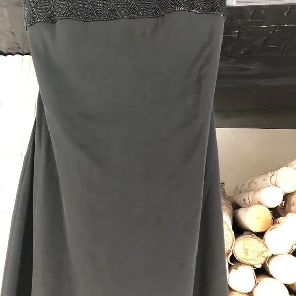 Giorgio Armani evening gown, (runs small) - Picture 4 of 8